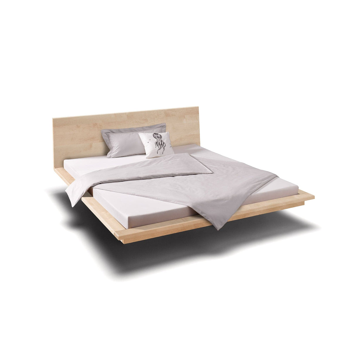 Holzmanufaktur Bett MATIS ist ein hochwertiges, schwebendes Bett vom Designer, hier in massivem Ahornholz.