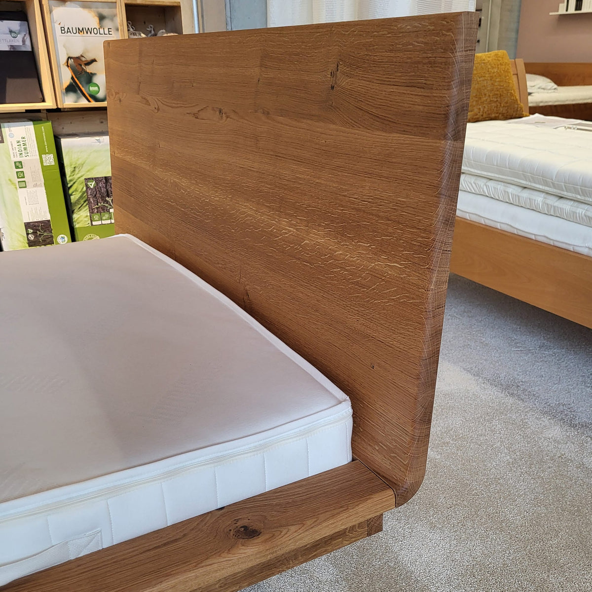 Holzmanufaktur MATIS XL Wildeiche massiv, 140 x 200 cm MATIS XL Massivholzbett Wildeiche 140 x 200 cm