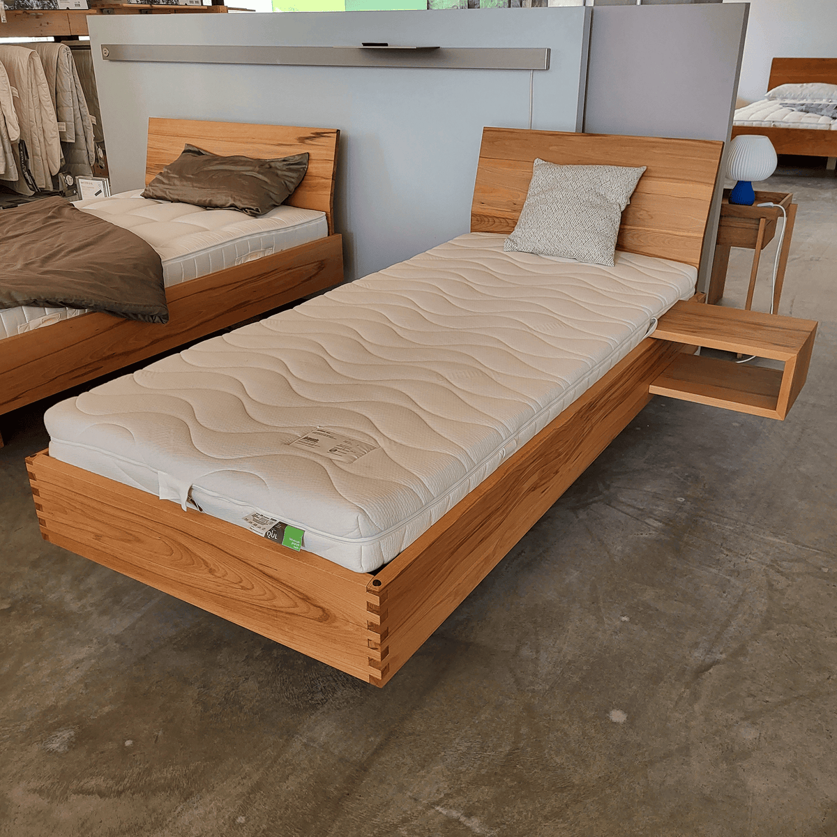 Holzmanufaktur STEP-X XL Bett Kernbuche 90 x 200 cm mit Holzkufen STEP-X XL Kernbuche 90x200 cm Bett mit Holzkufen