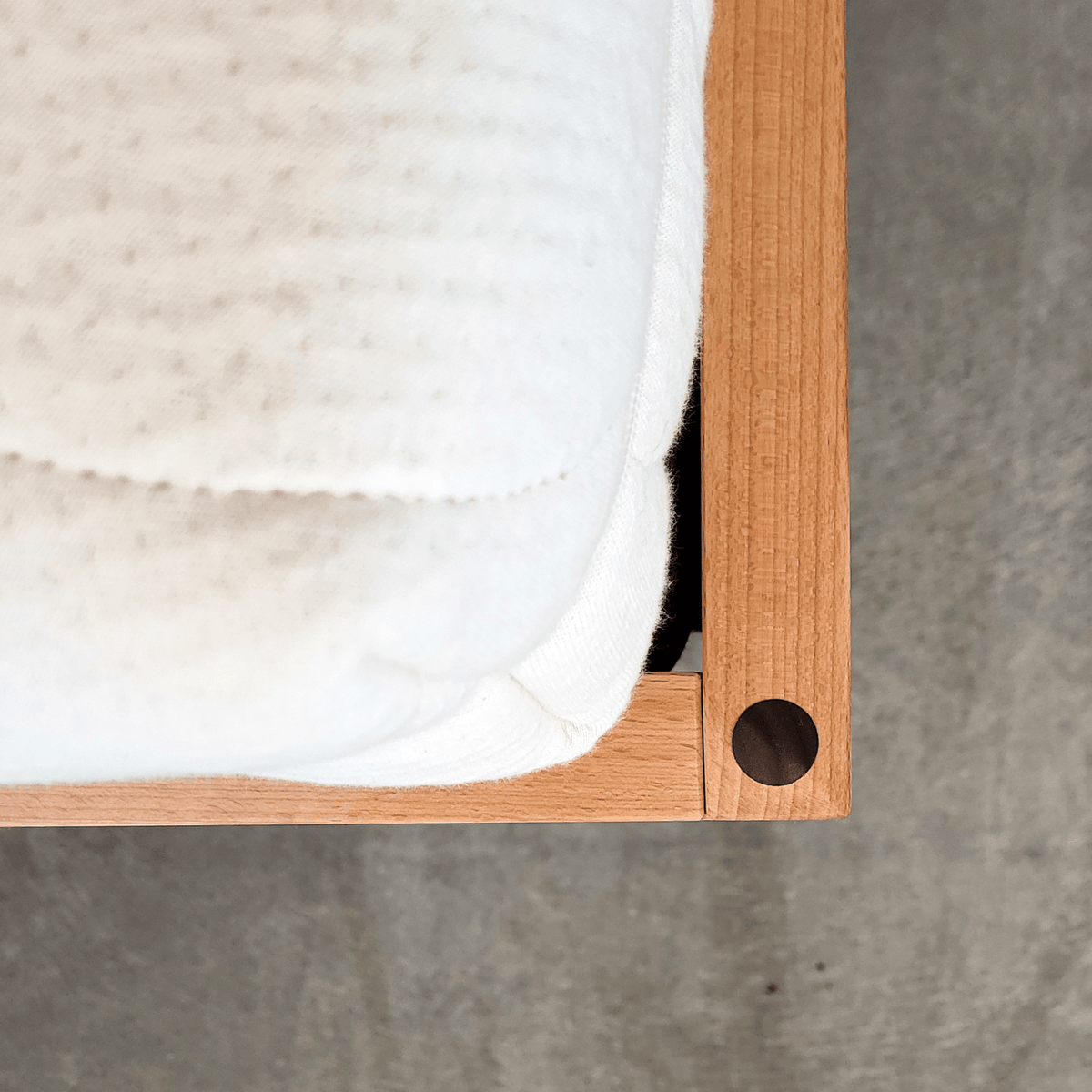 Holzmanufaktur STEP-X XL Bett Kernbuche 90 x 200 cm mit Holzkufen STEP-X XL Kernbuche 90x200 cm Bett mit Holzkufen