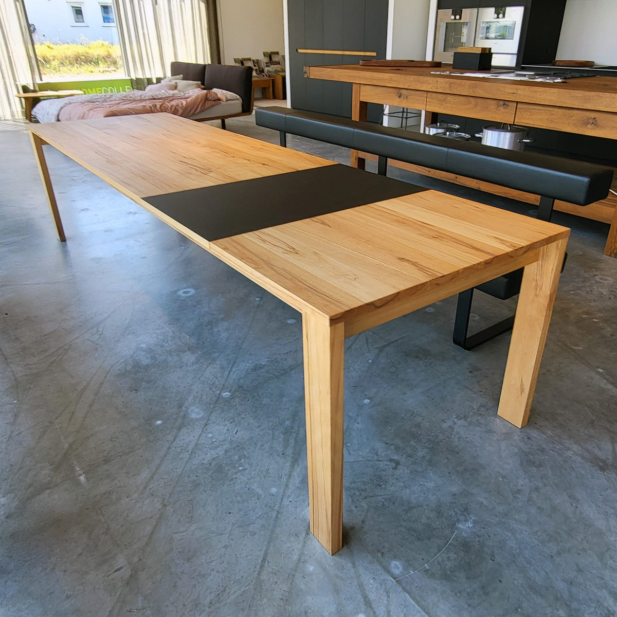 Holzmanufaktur ZOOM Massiver Esstisch von 200x90 bis 310x90 cm ausziehbar