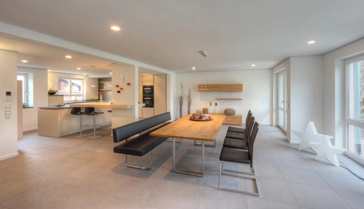 In unserem Möbelgeschäft bei Stuttgart sind unsere Interior Designer und Schreinermeister für Sie da.