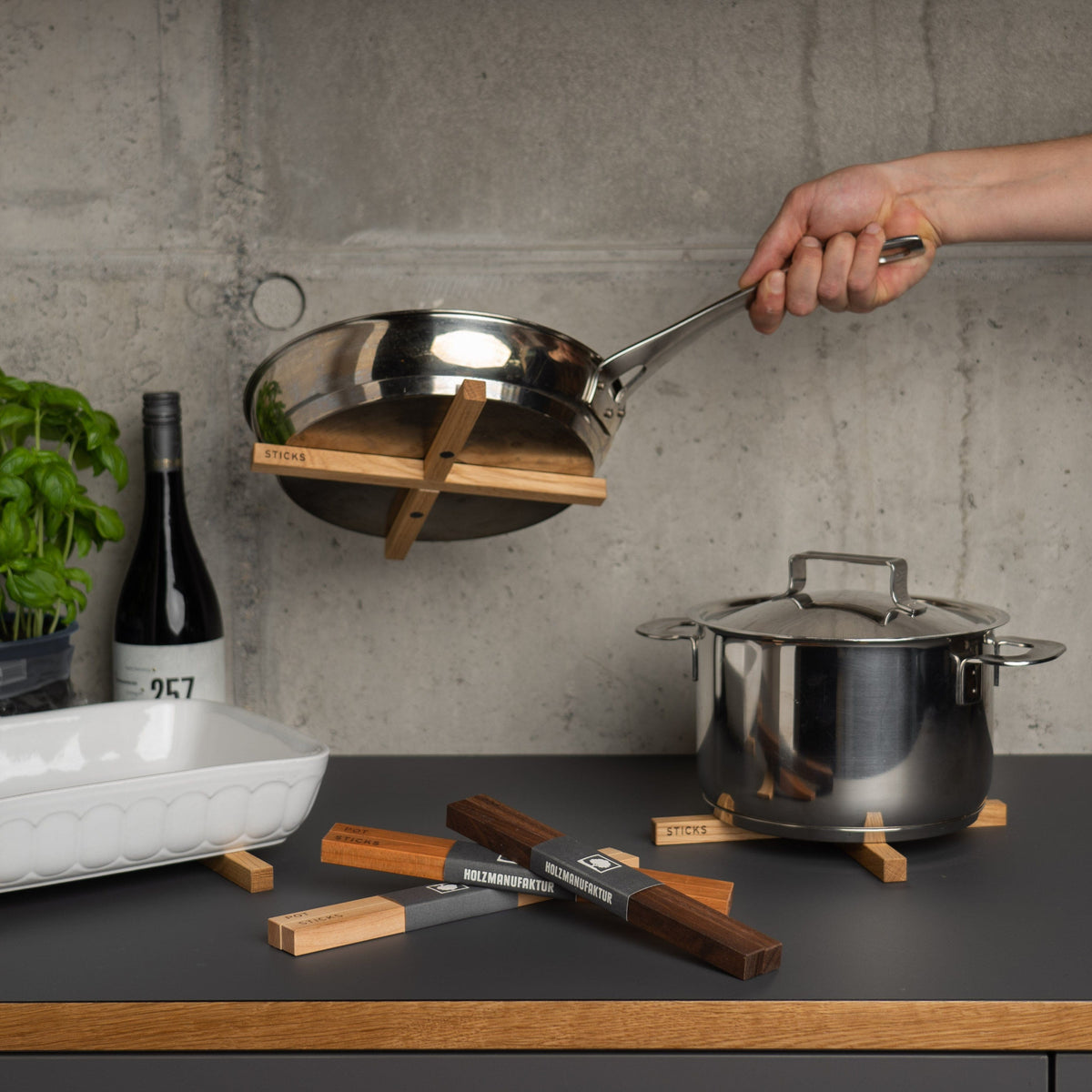 POT Sticks Topfuntersetzer aus Holz mit Magneten
