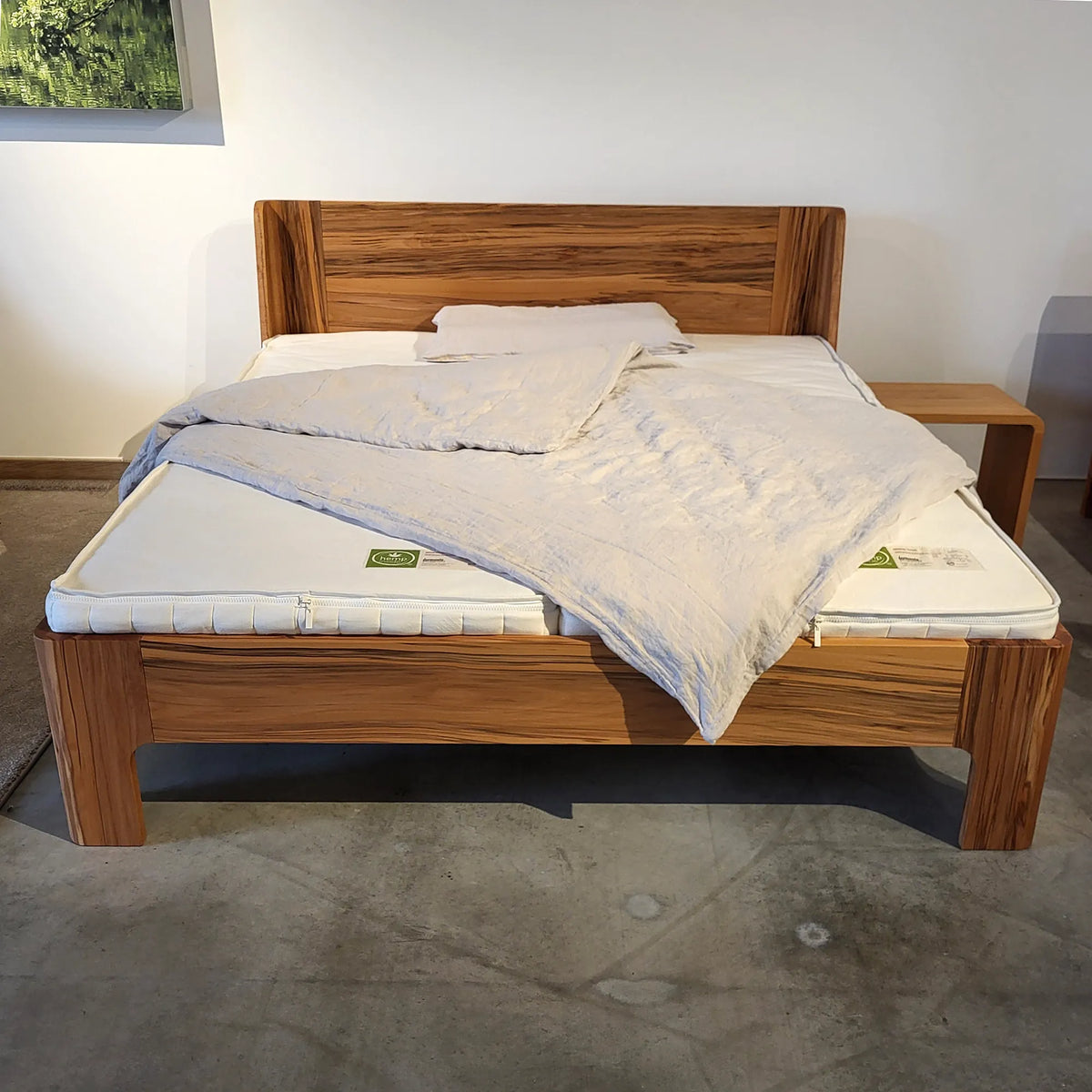 Holzmanufaktur GIRO Bett Kernbuche 180 x 200 cm GIRO Bett Kernbuche 180 x 200 cm