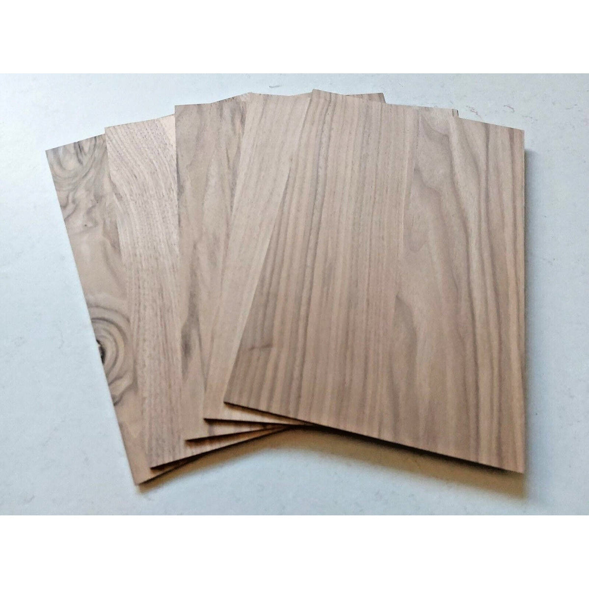 Holzmanufaktur Sägefurnier Dickfurnier 3 mm und 4mm Nussbaum rustikal wild